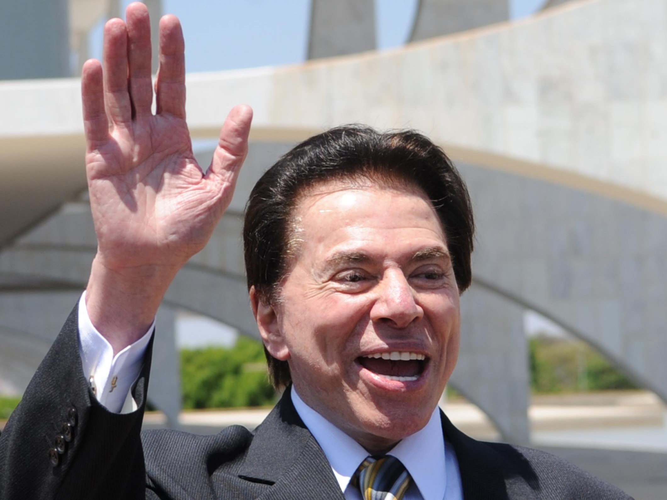 Qual é o tamanho da fortuna de Silvio Santos?