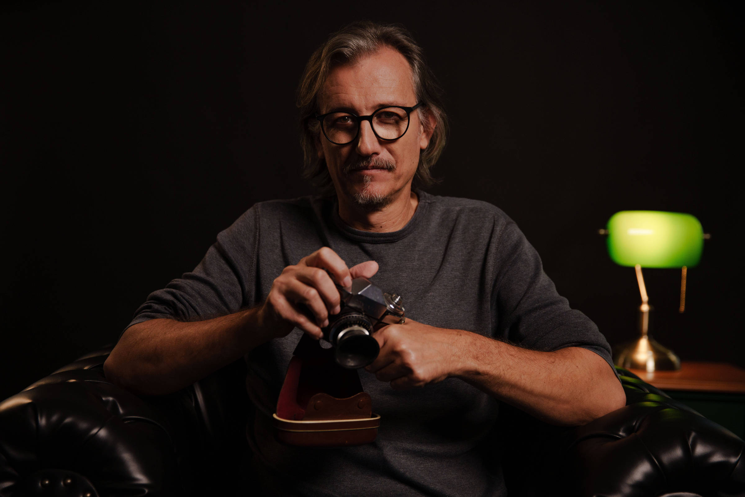 Premiado fotógrafo Lalo de Almeida terá curso na CasaFolha - 27/07/2025 - Poder