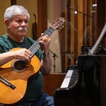 Aos 82 anos, Dori Caymmi move águas passadas em álbum em que exerce a utopia de uma canção brasileira purista