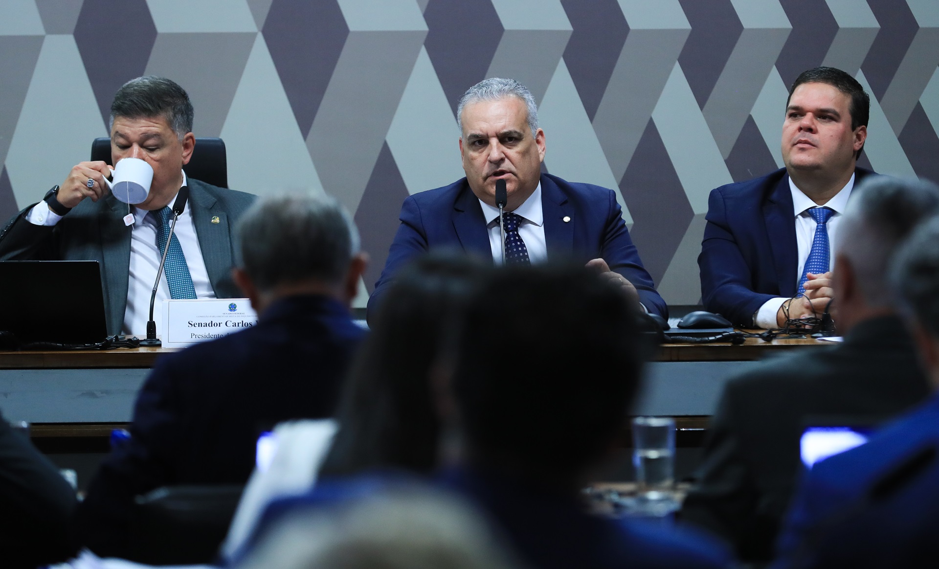 CPMI do INSS aprova pedidos para ouvir 17 pessoas; veja quem