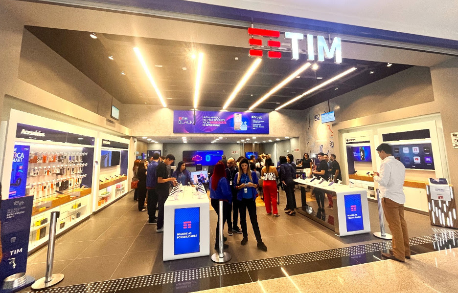 Eventual dificuldade em acesso de brasileiros aos EUA pode impactar roaming, diz TIM