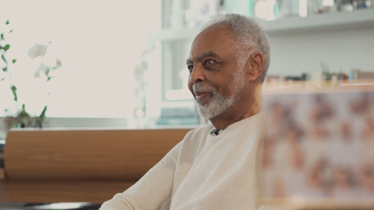 Gilberto Gil relembra morte do filho Pedro e desabafa: 'Fica esquisito ter que enterrar os filhos'