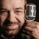 Primeiro sucesso de Peninha ecoa na trilha da série ‘Dias perfeitos’ com a gravação original da música ‘Sonhos’