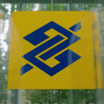 ações chegam a cair até 2% com “má notícia” do BC, mas zeram perdas