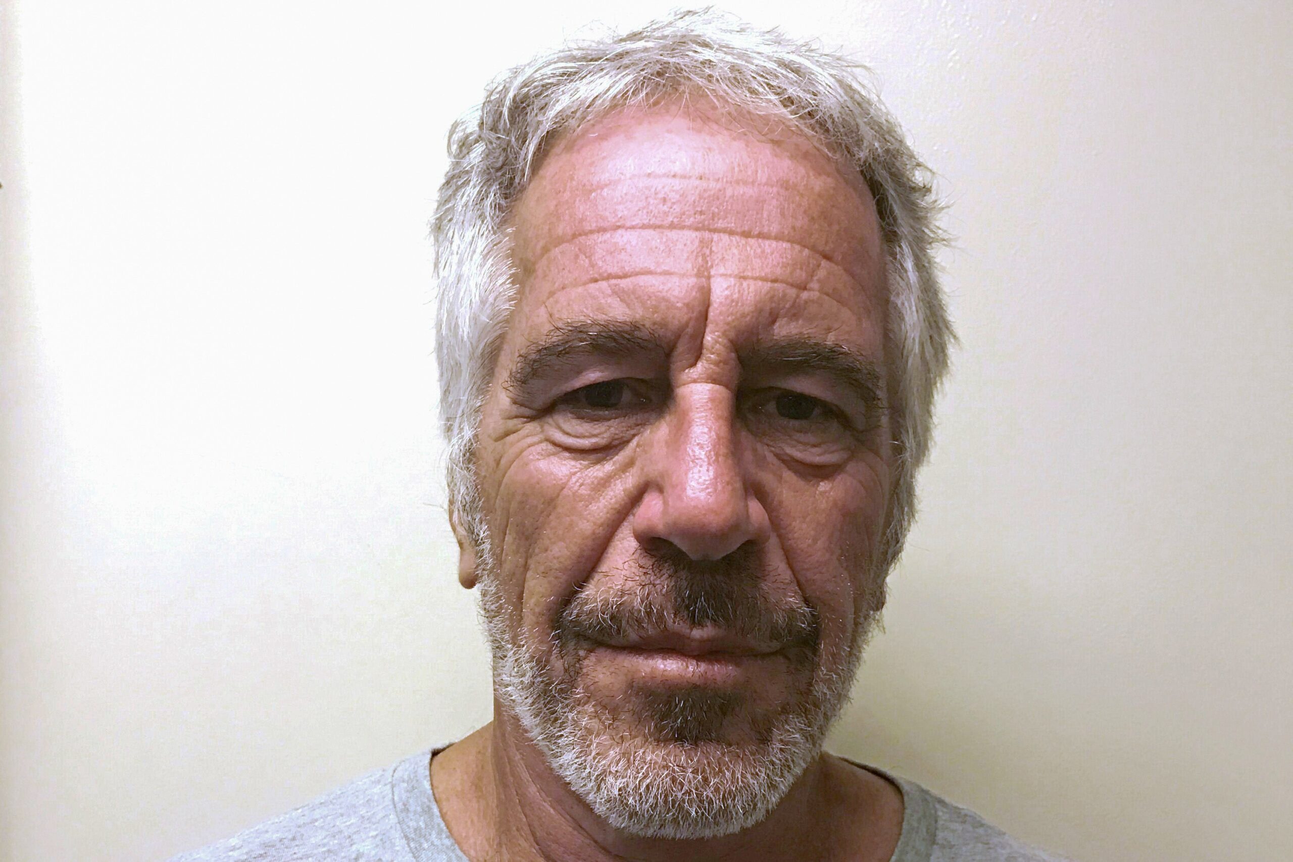 'Predators': documentário sobre reality show explica a obsessão por Jeffrey Epstein