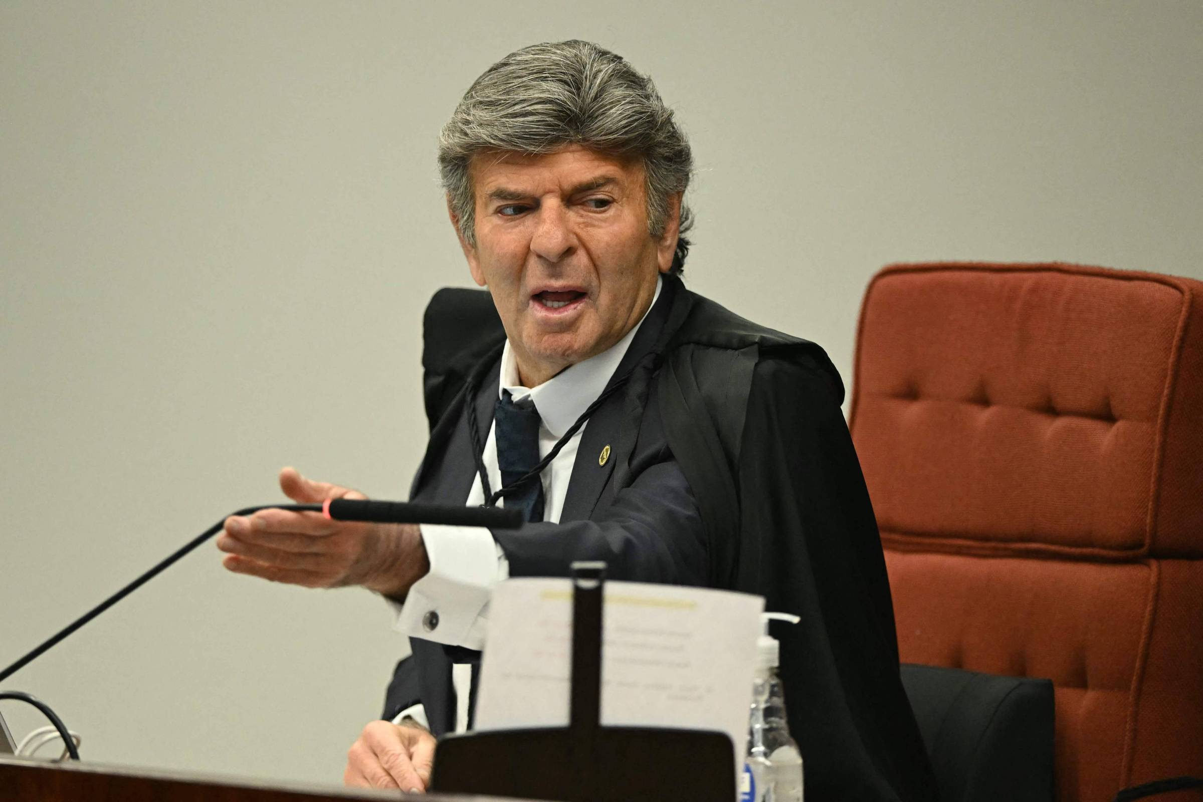 Análise: Bolsonarismo abraça Fux, mas impacto é limitado - 10/09/2025 - Poder