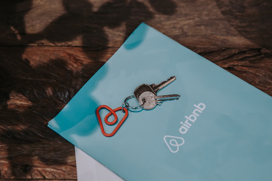 Anfitriões do Airbnb pagam mais impostos que hotéis, mostra estudo