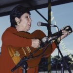 Centenário de Inezita Barroso motiva a edição de álbum ao vivo com face mais urbana da cantora do Brasil caboclo