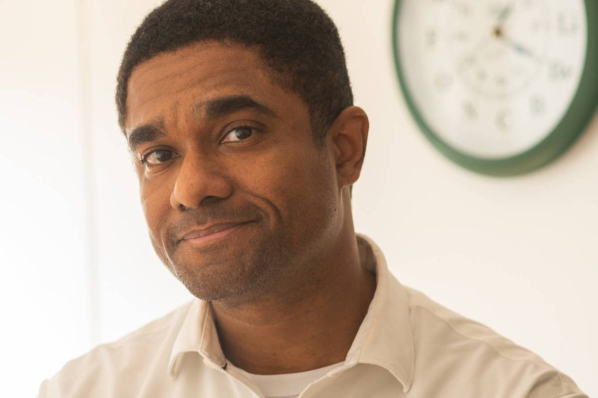 Fui à África para reconstruir minha identidade, diz Ernesto Mané