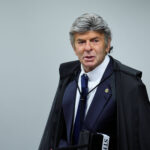 Fux abre brecha para anular julgamento não tão longe - 10/09/2025 - Poder