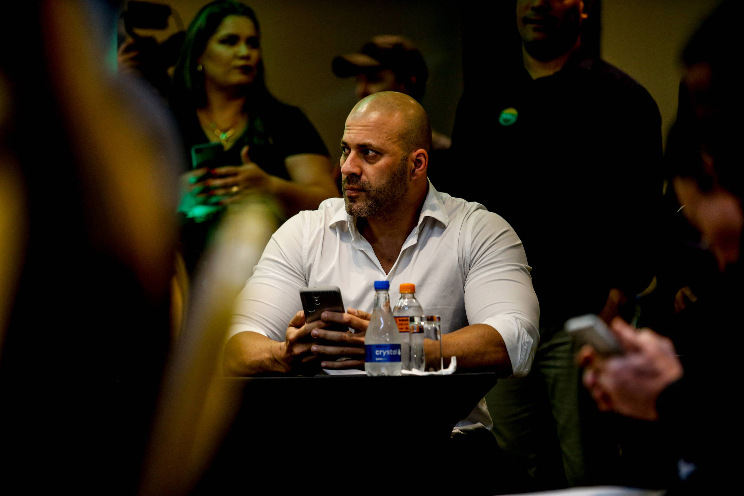 Moraes autoriza Daniel Silveira a ir para o regime aberto - 29/09/2025 - Poder