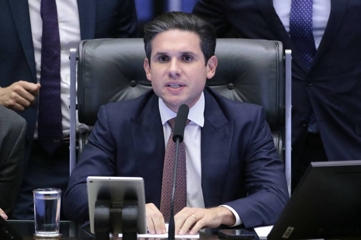 Motta desautoriza Paulinho e diz que votação de Imposto de Renda não depende de anistia - 25/09/2025 - Brasília Hoje