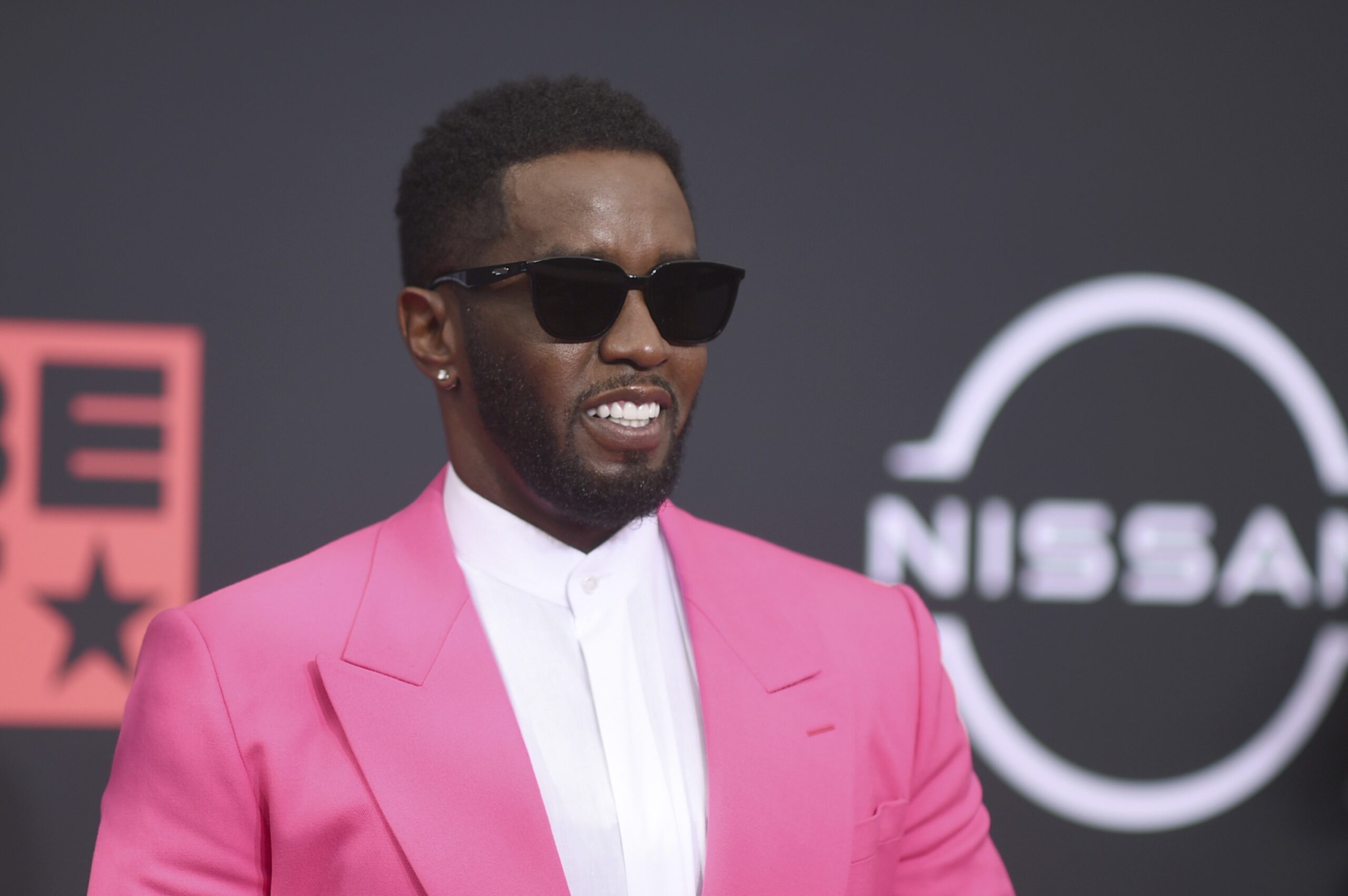 Sean 'Diddy' Combs dá curso de empreendedorismo na prisão, dizem advogados