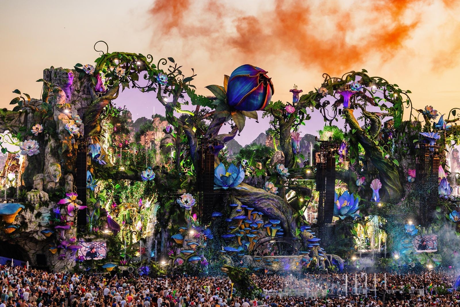 Tomorrowland Brasil 2026 é adiado após palco na Bélgica pegar fogo; edição deste ano está mantida