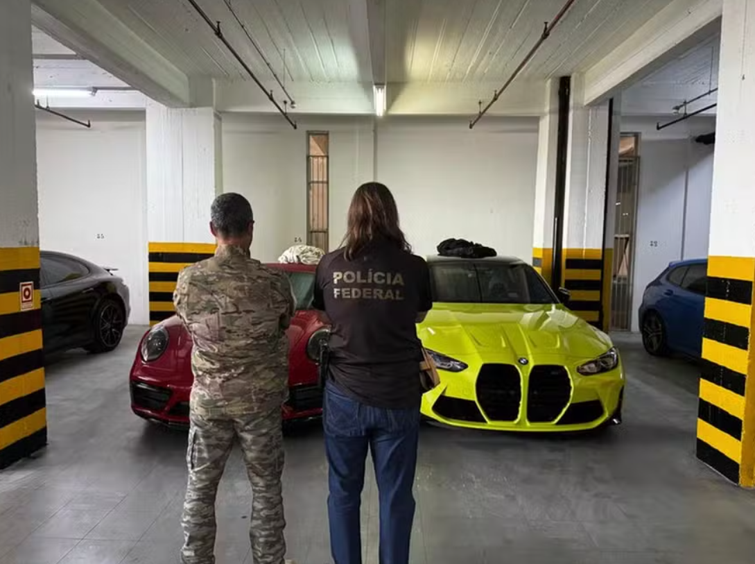‘Careca do INSS’ tinha coleção de carros de luxo e imóveis milionários; veja fotos