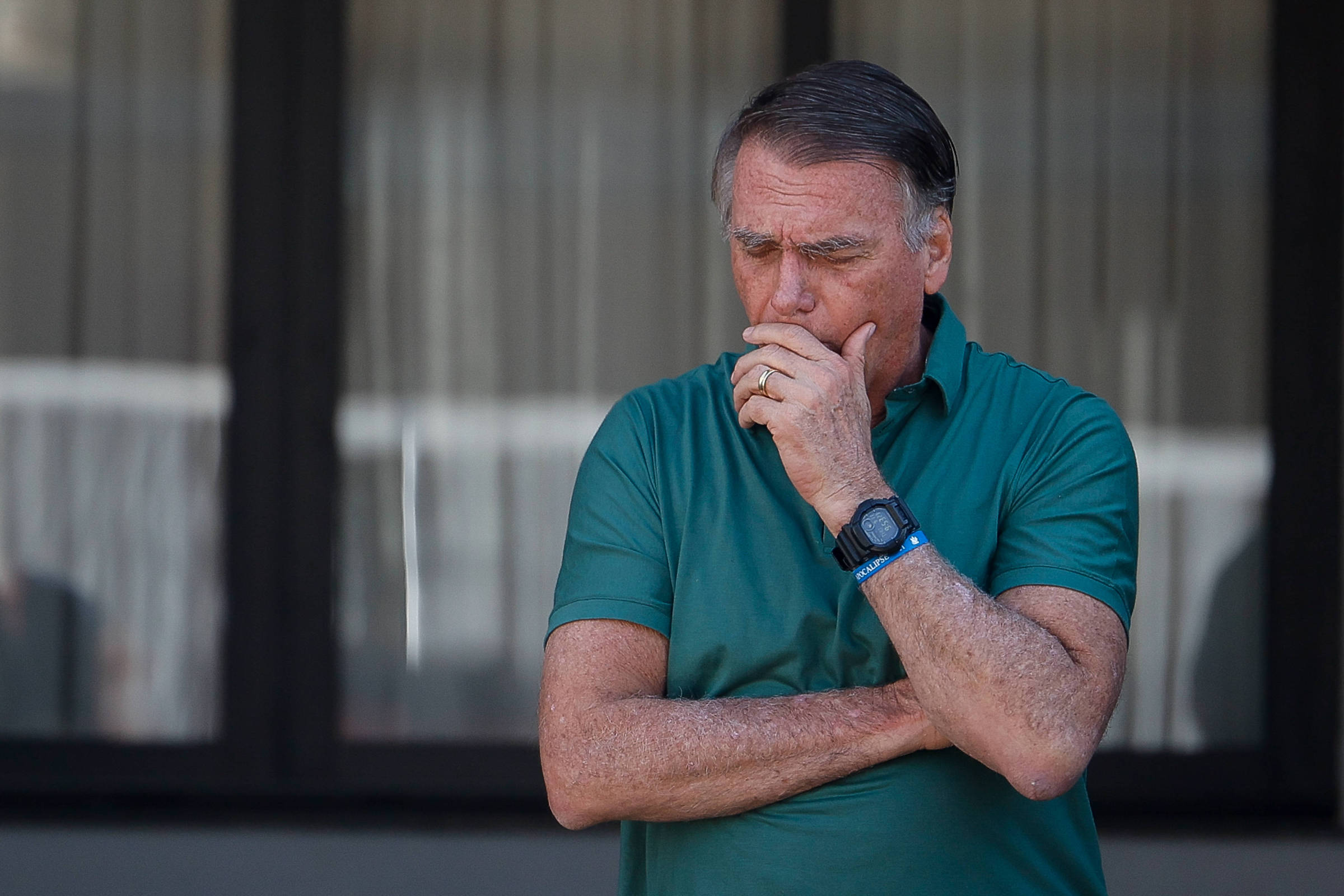Aliados de Bolsonaro tentam frear pressão por sucessor - 19/10/2025 - Poder