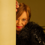 Aos 90 anos, Claudette Soares finaliza álbum com músicas inéditas em que canta Marcos Valle e Tim Bernardes