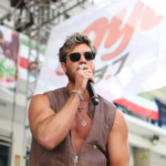 Cantor argentino Fede Dorcaz é assassinado a tiros após ensaio de reality na Cidade do México