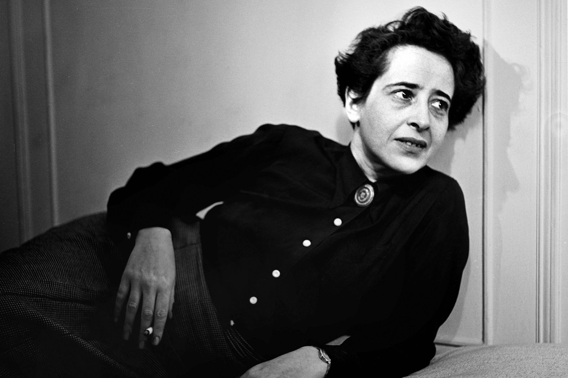Como o machismo moldou a recepção de obra de Hannah Arendt