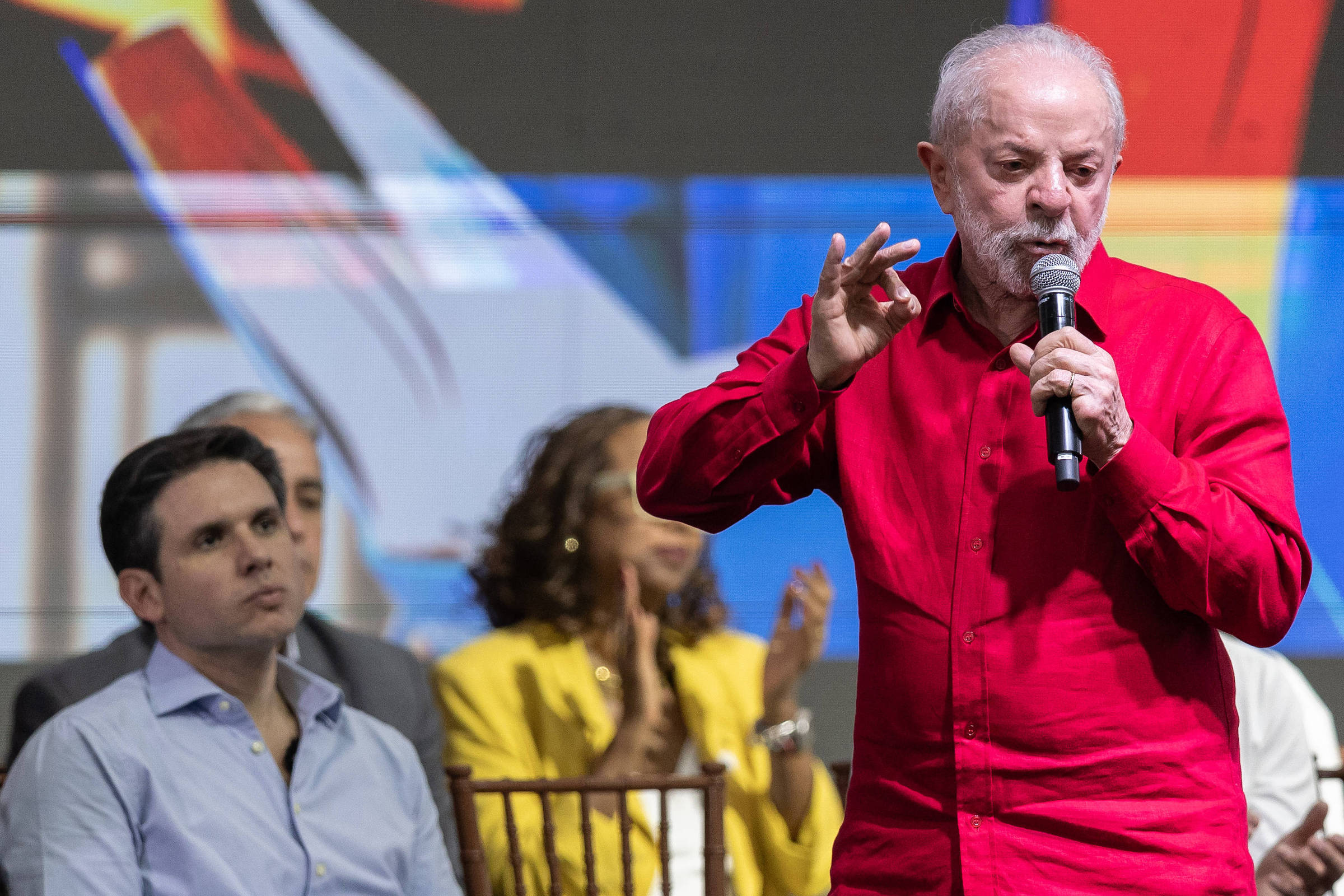 Desnecessário, excelência Desnecessário, excelência