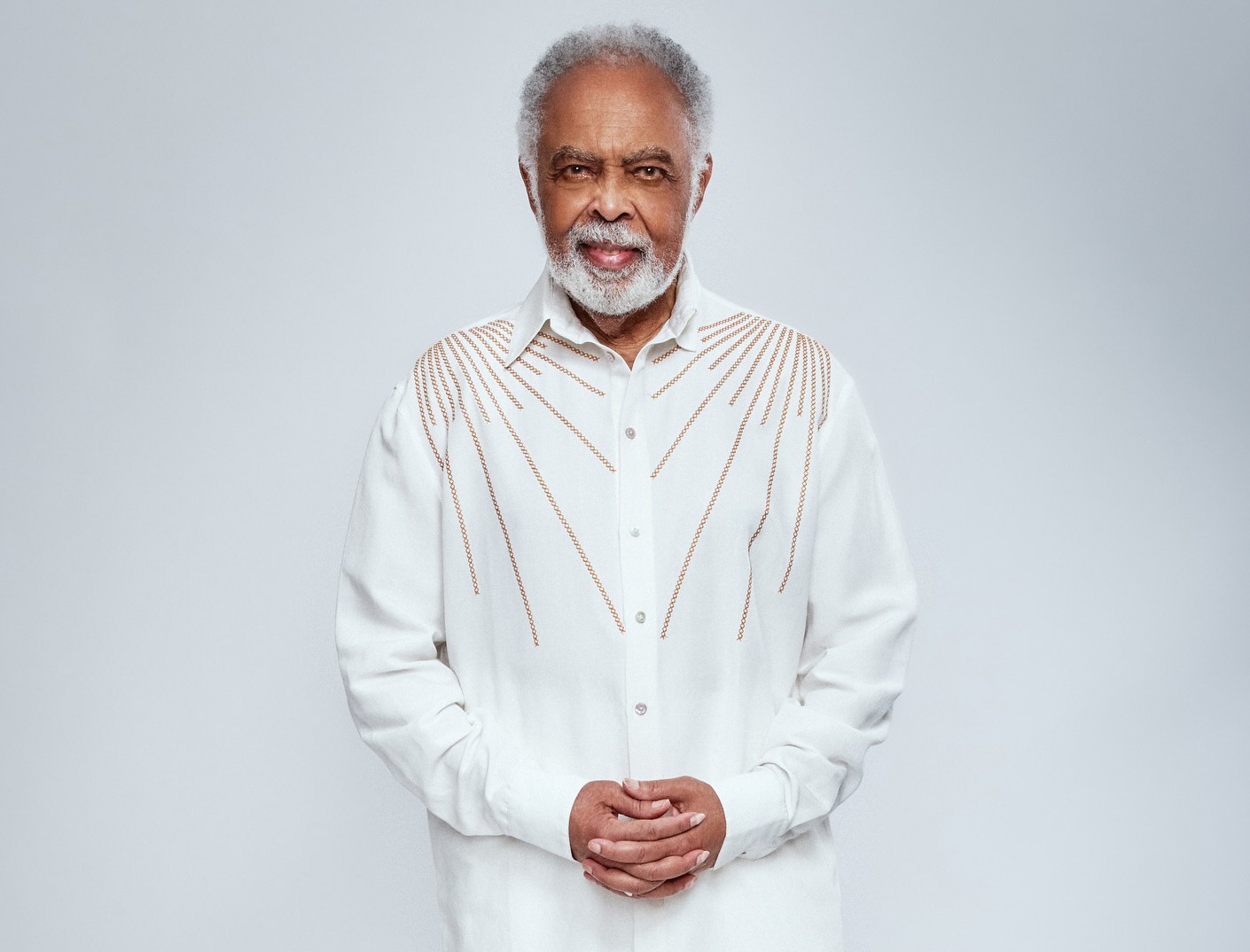 Gilberto Gil tem evidenciadas a força e a atualidade perenes da obra autoral na ‘refazenda’ do álbum ‘Raça humana’