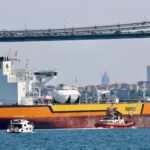 Governo Trump sanciona petroleiras russas e pressiona por cessar-fogo na Ucrânia