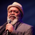 Jorge Aragão grava o show ‘50 anos de poesia’ no Rio com feats com Liniker, Alcione, Péricles e Xande de Pilares