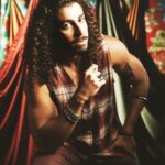 Juzé exalta quentura do Nordeste com Elba Ramalho, Maciel Melo e Juliana Linhares no EP ‘Mormaço de fogueira’