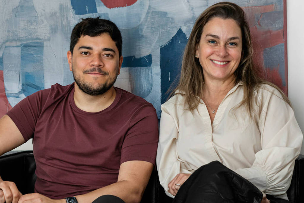 Livro discute sobre o que mexe com a cabeça do candidato - 03/10/2025 - Painel