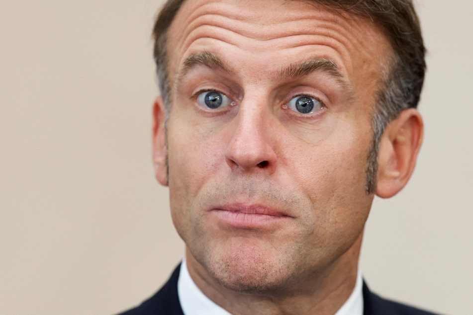 Macron diz que não renunciará em meio a ameaças a novo governo da França