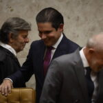 STF decide por unanimidade manter número de deputados - 01/10/2025 - Poder