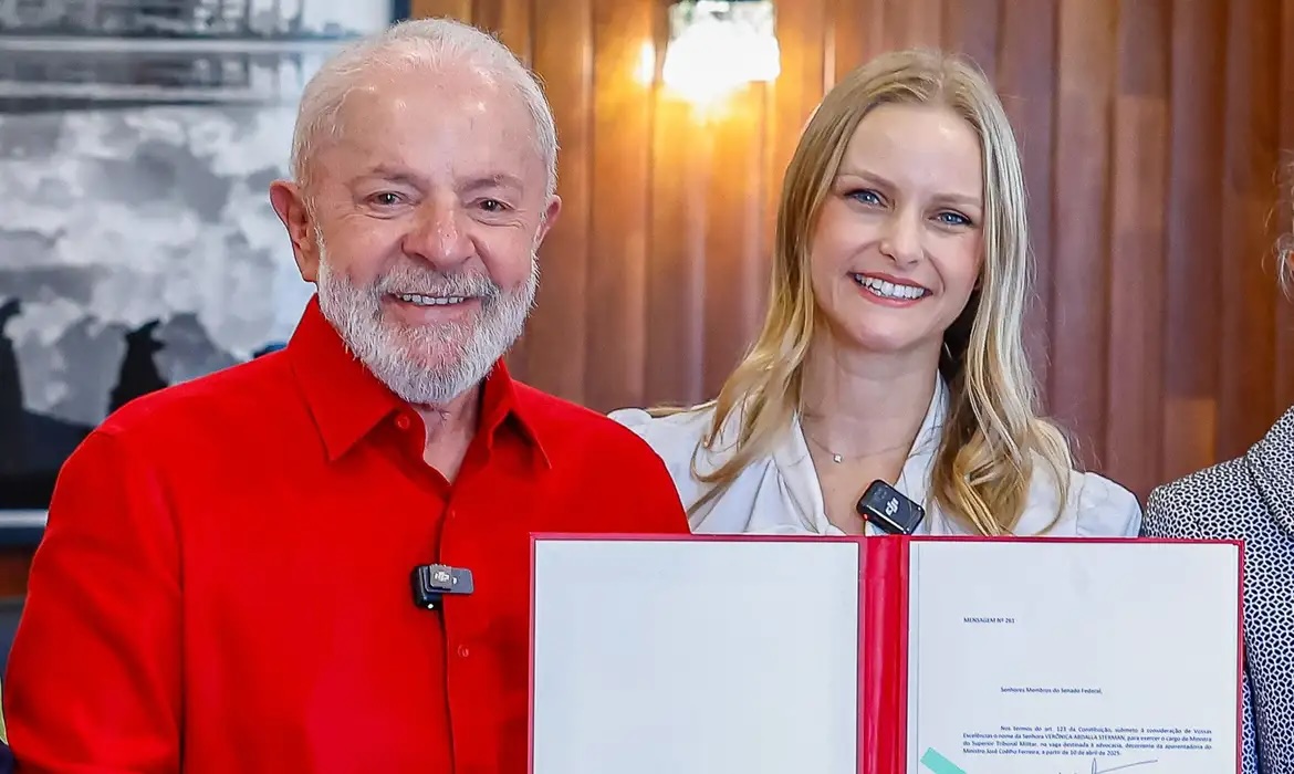 Verônica Sterman toma posse no STM e se torna a 2ª ministra mulher em 217 anos