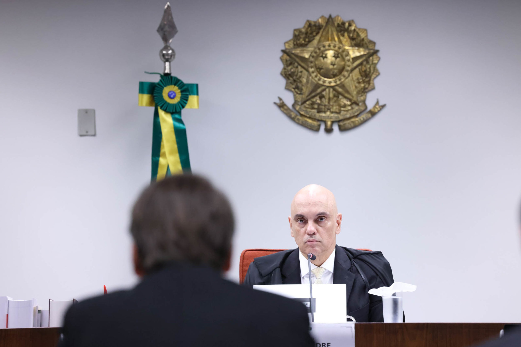 Após silêncio da defesa, veja os próximos passos da ação contra Jair Bolsonaro