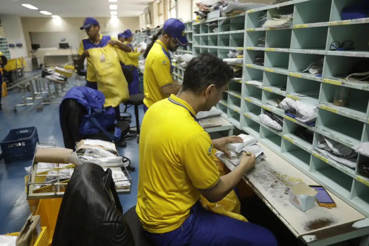 Correios aguardam Fazenda para empréstimo de R$ 20 bi; entenda os próximos passos