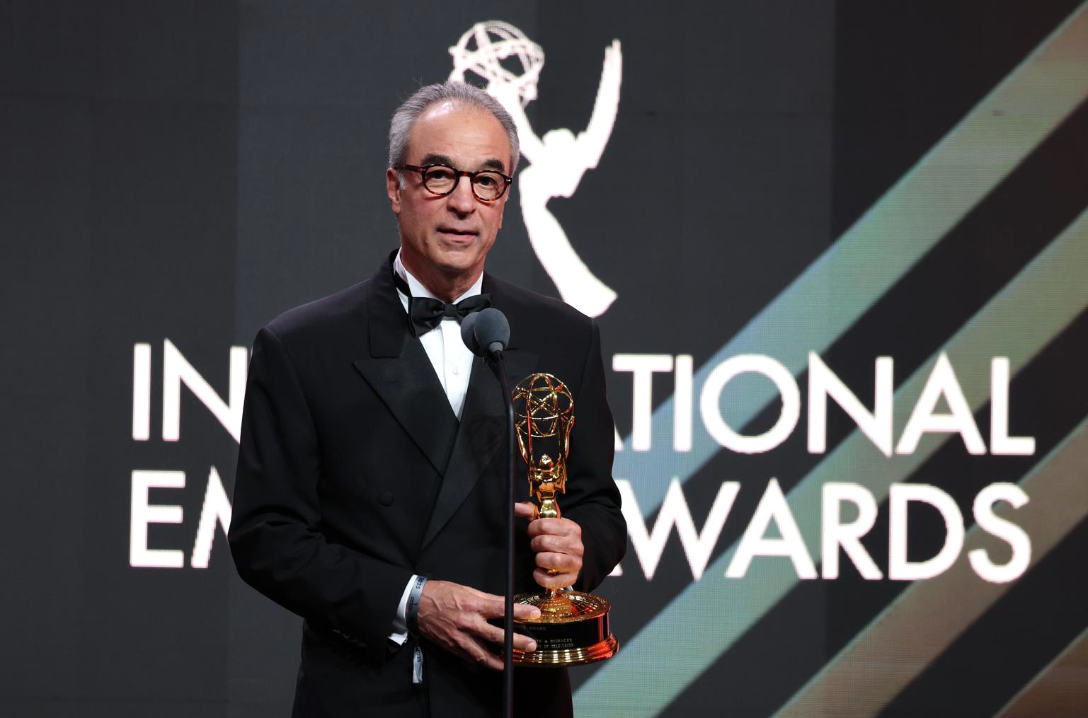 Emmy Internacional 2025: João Roberto Marinho, presidente do Grupo Globo, ganha troféu de Personalidade Mundial da TV
