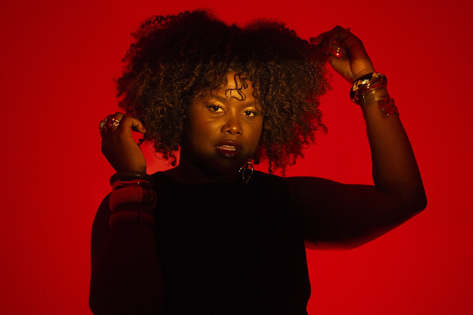 Ludom expõe questões existenciais e injustiças sociais em álbum autoral Ludom expõe questões existenciais e injustiças sociais em álbum autoral em que canta R&B em feat com Luedji Luna