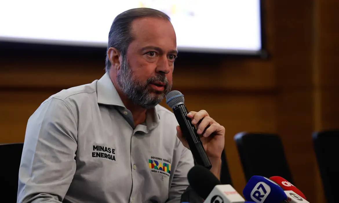 Ministro diz não conhecer fundo de recursos do petróleo para transição energética