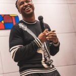 Thiaguinho dá acento ‘bem black’ ao pagode em gravação ao vivo de álbum  audiovisual em clube de São Paulo