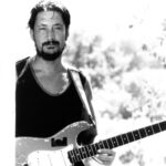 Chris Rea, cantor inglês de pop rock, morre aos 74 anos