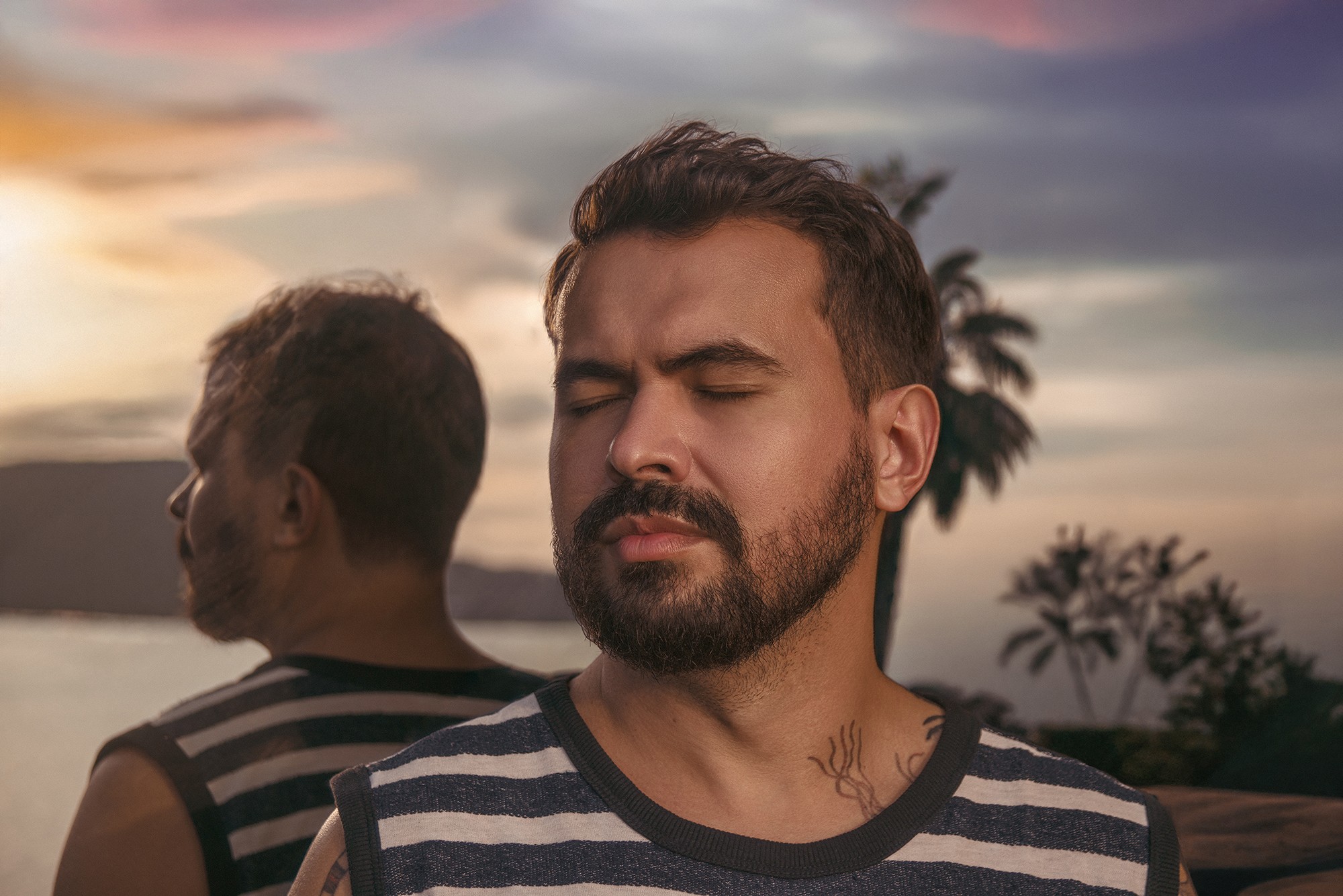 Com a viola, Bemti faz a travessia indie pop entre Brasil, Portugal e Inglaterra no terceiro álbum solo, 'Adeus Atlântico'