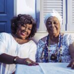 Estrelas da MPB cantaram em iorubá para reverenciar Mãe Carmen, líder do Terreiro do Gantois, no álbum 'Obatalá'