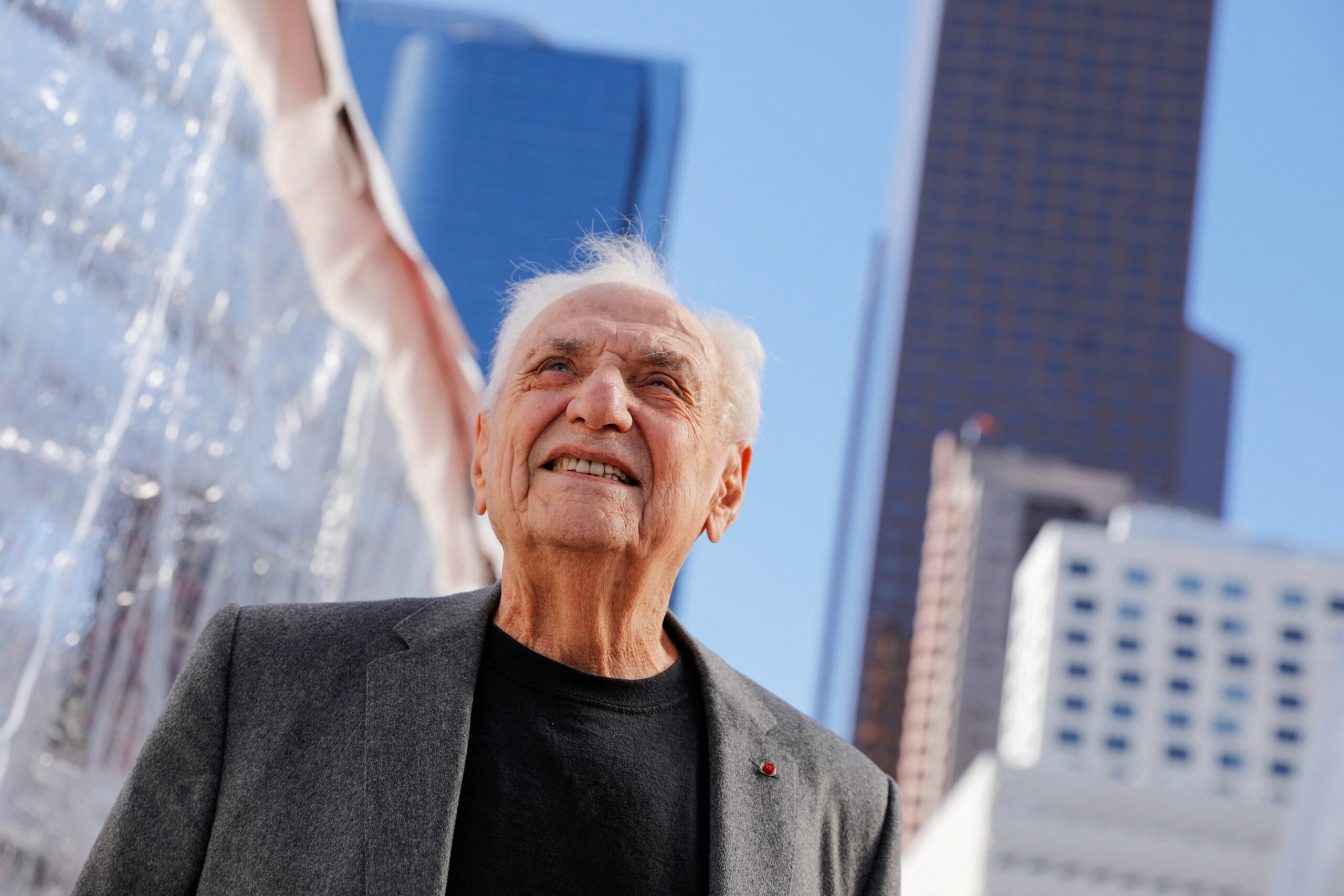 Frank Gehry, ícone da arquitetura mundial, morre aos 96 anos Frank Gehry, ícone da arquitetura mundial, morre aos 96 anos