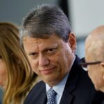 Se eleito, Flávio vai dialogar com oposição, diz Tarcísio ao reafirmar apoio