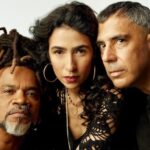 Tribalistas e Ana Carolina têm sucessos revividos em álbum que Laura Pausini lançará em fevereiro com regravações