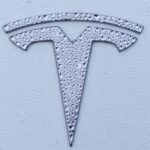 Ação da Tesla cai após Nvidia revelar modelos de IA de código aberto para veículos