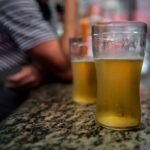 Dá para investir em botecos, shows e até filme de terror. Veja oportunidades e riscos