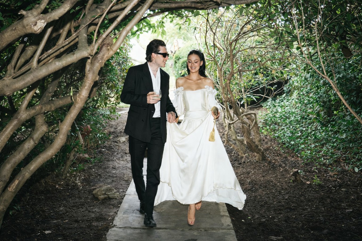 Filho de David e Victoria Beckham diz que pais o humilharam e sabotaram seu casamento