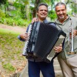 Marcelo Caldi e Silvério Pontes caem no choro ao louvarem Ernesto Nazareth e K-Ximbinho no álbum autoral 'Inventos'