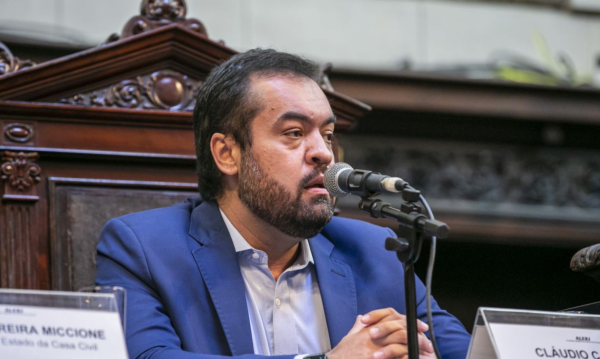 Sem vice, presidente do TJ discute regras eleitorais com Castro antes de assumir