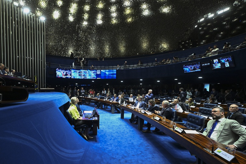 proposta de CPI no Senado atinge assinaturas e eleva pressão sobre Alcolumbre